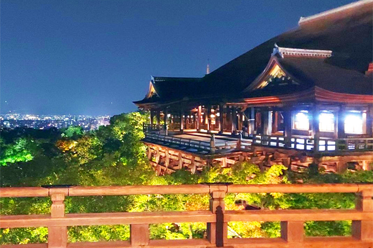 夜の清水寺